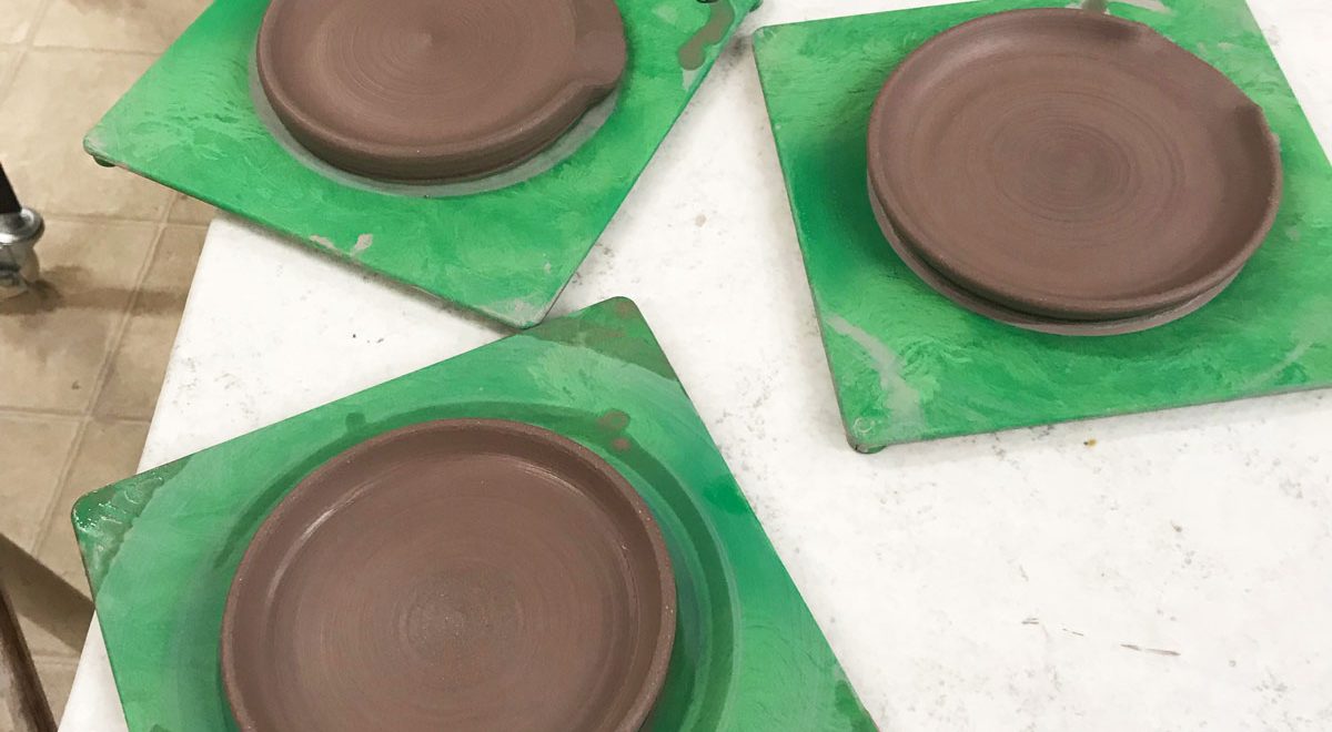 Throwing spoon rests